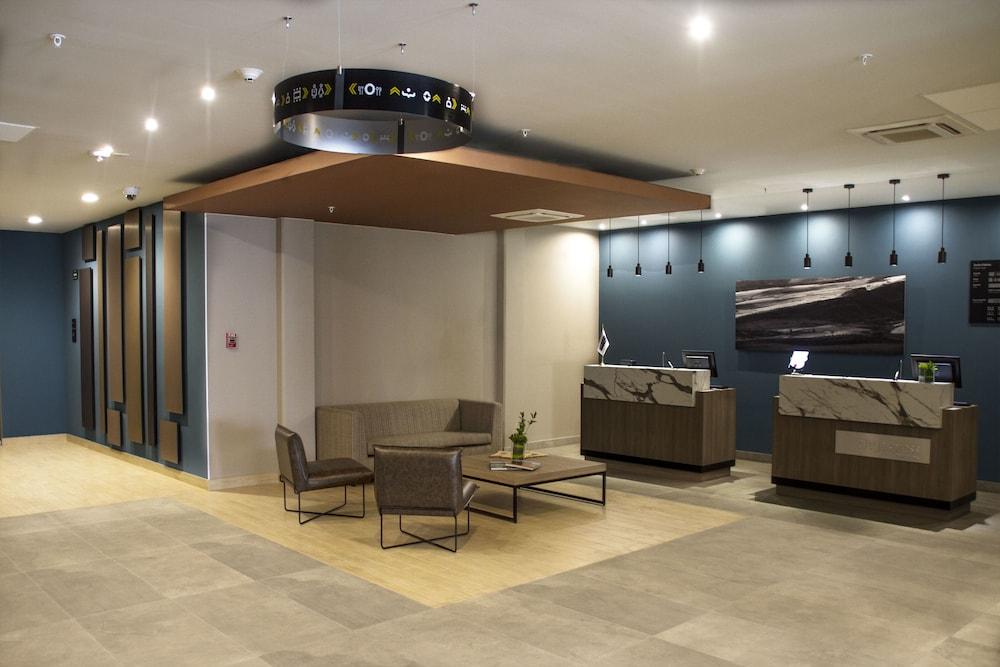 City Express Plus By Marriott Monterrey Galerias Exterior photo